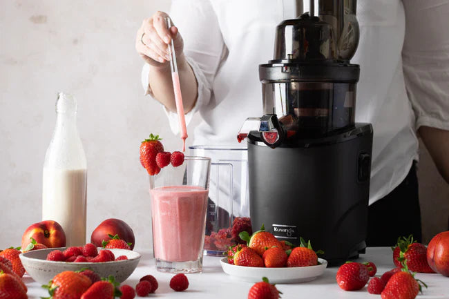 How to Properly Use the Smoothie Strainer - Kuvings.my